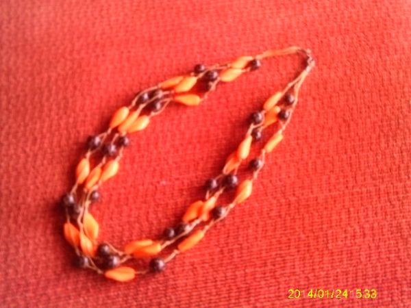 Colar Laranja 3 voltas